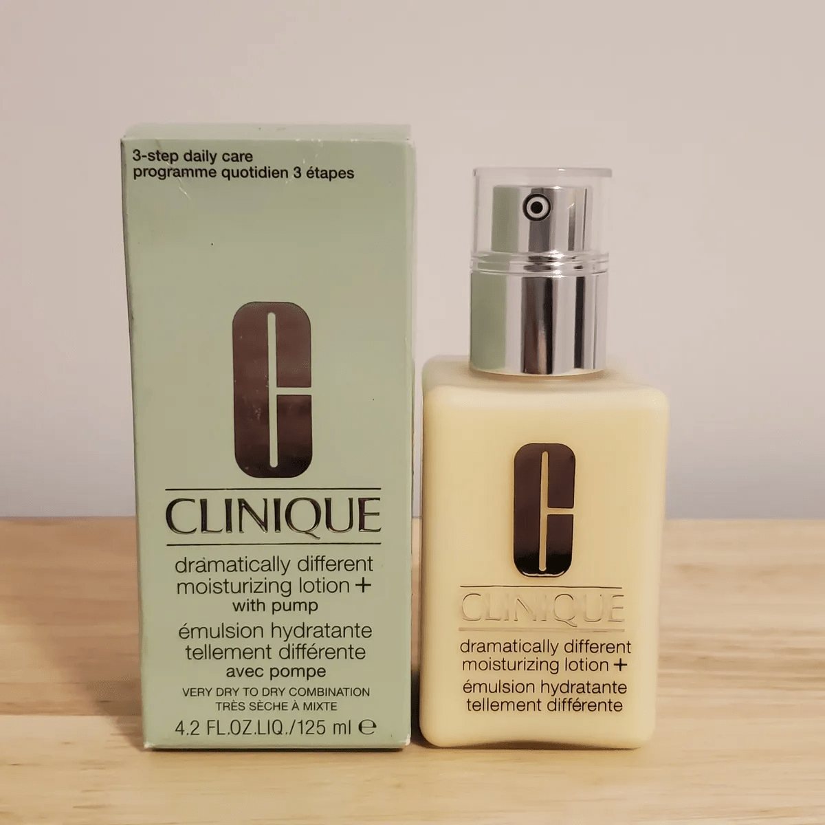 Clinique Dramatically Different Moisturizing Lotion - 50ml